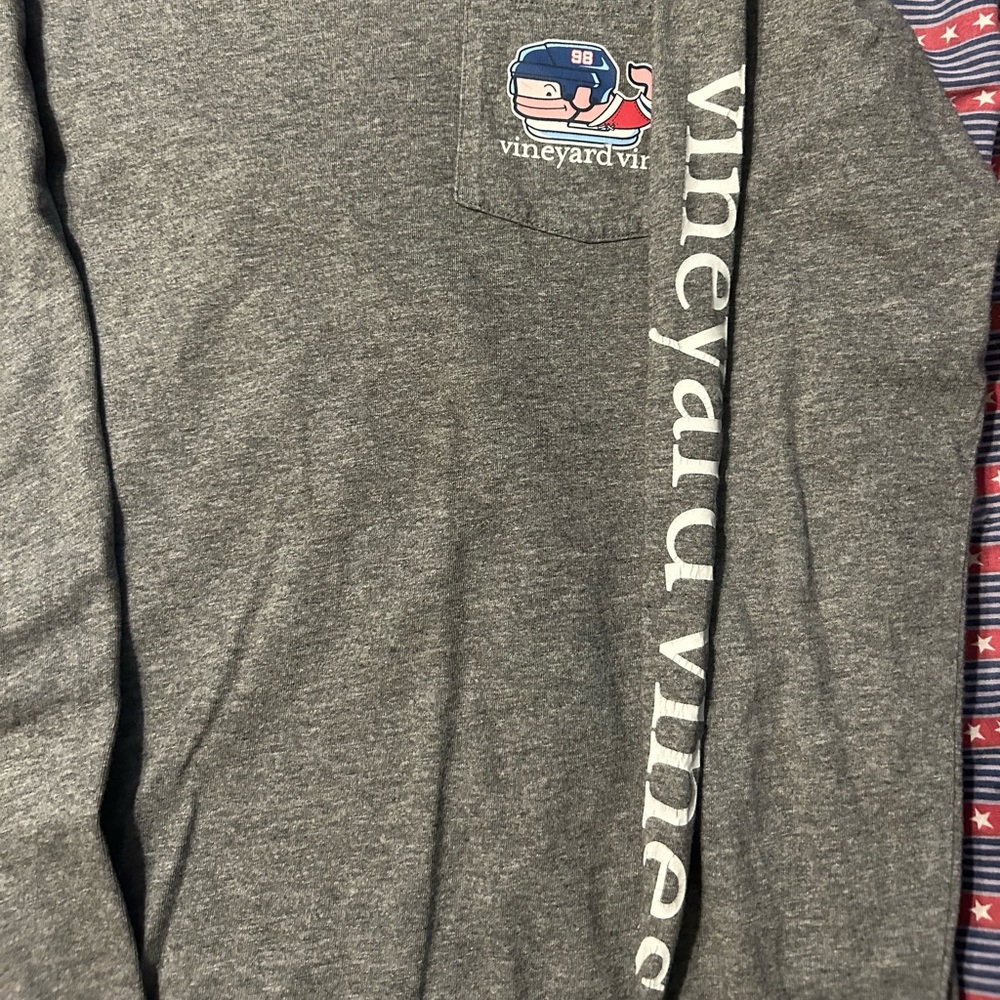 Vineyard Vines long sleeve T hockey